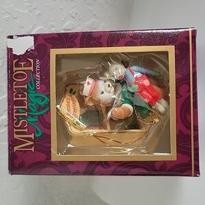 NIB MISTLETOE MAGIC ornament collection